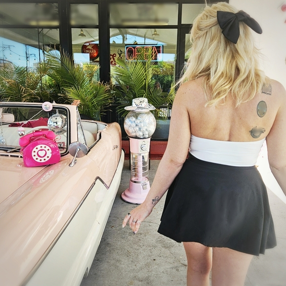 Meet your Posher, Mintyfreshfitfashion - Picture 4 of 4